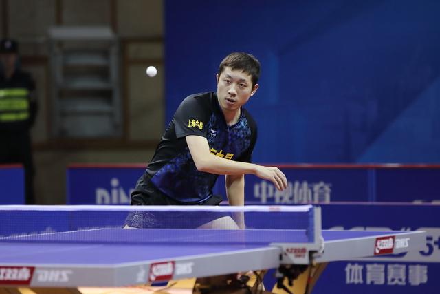 每体：皇马对阿拉巴的复出时间感到焦虑；无法确定他复出后的状态